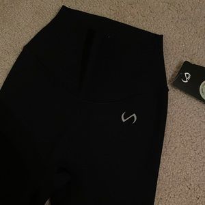 TLF Black Leggings NWT